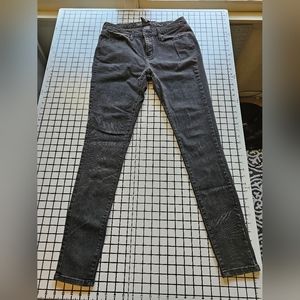 Black curvy skinny jeans